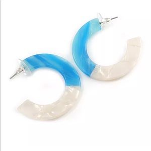 • “Hey let’s Ombr锕Acrylic Hoop Earrings